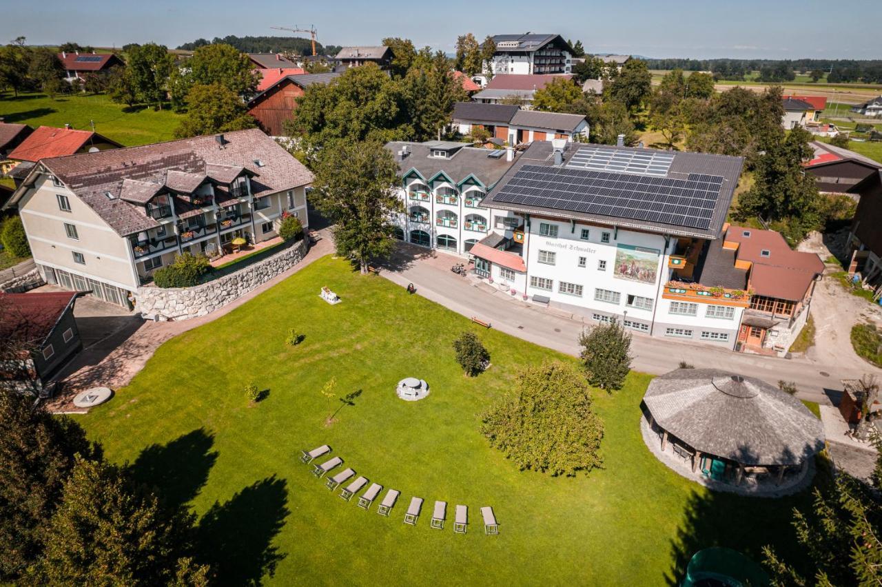 Voralpenhotel Schmoller Sankt Georgen im Attergau Esterno foto