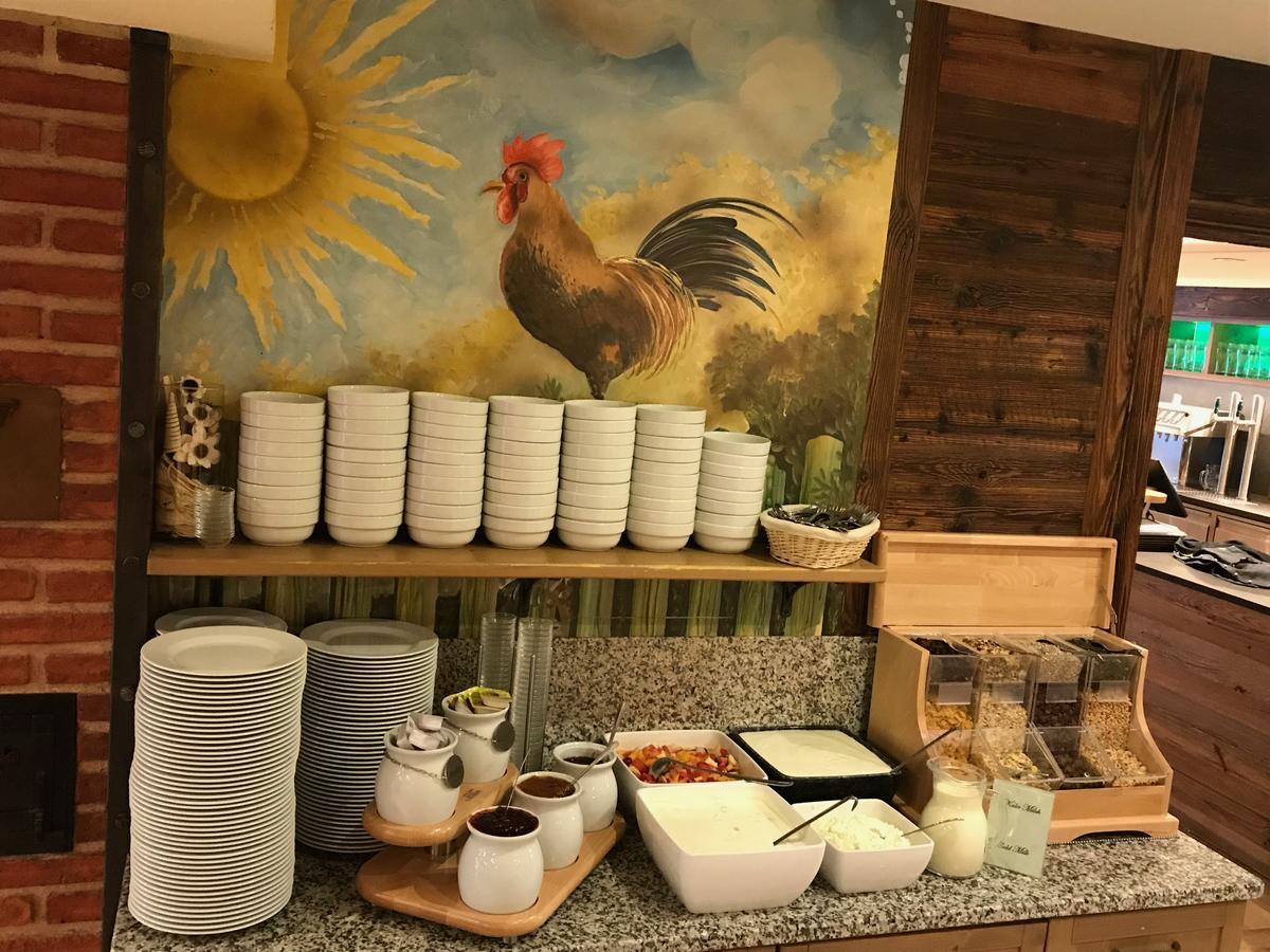 Voralpenhotel Schmoller Sankt Georgen im Attergau Esterno foto